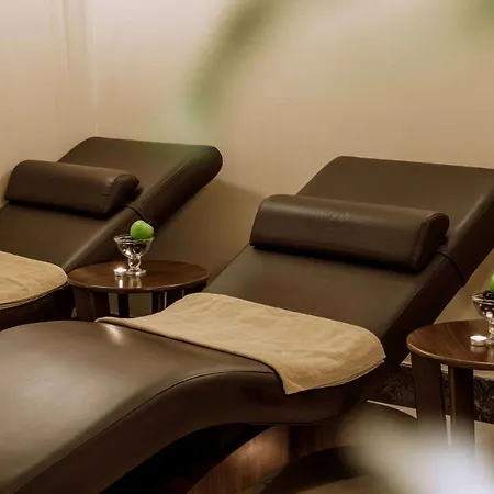 Ramada By Wyndham Istanbul Golden Horn Hotel