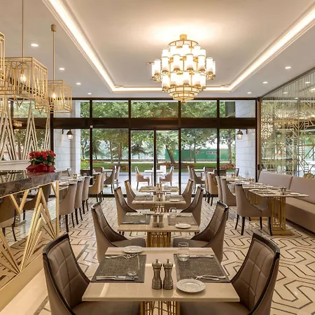 Ramada By Wyndham Istanbul Golden Horn 4* Istanbul