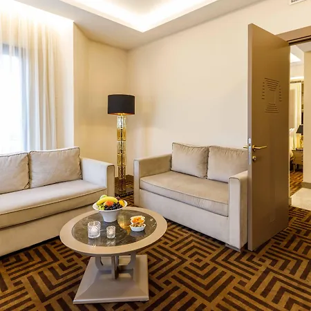 Hotel Ramada By Wyndham Istanbul Golden Horn