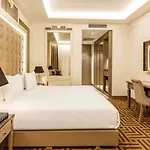 Ramada By Wyndham Golden Horn ホテル 4*