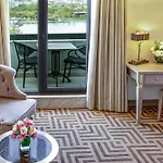 ホテル Ramada By Wyndham Golden Horn
