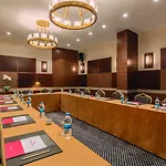 Ramada By Wyndham Golden Horn ホテル 4*
