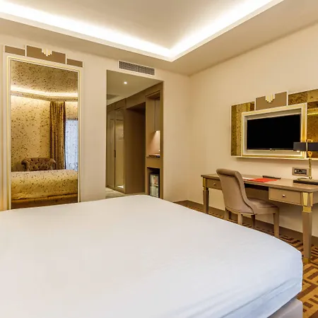 Ramada By Wyndham Golden Horn