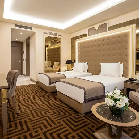 Ramada By Wyndham Golden Horn 4*