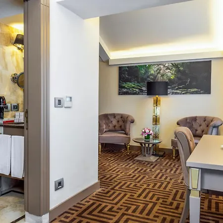 Ramada By Wyndham Golden Horn 4*
