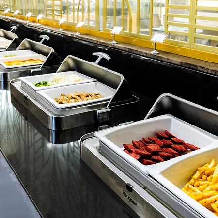 Hotell Ramada By Wyndham Golden Horn 4*