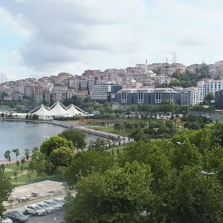 Ramada By Wyndham Golden Horn Otel İstanbul