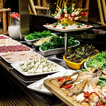 Ramada By Wyndham Golden Horn 4* Stambuł
