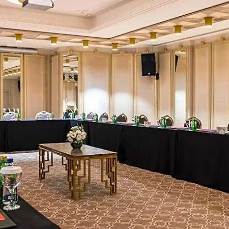 Hotel Ramada By Wyndham Golden Horn