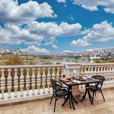 Hotel Ramada By Wyndham Golden Horn
