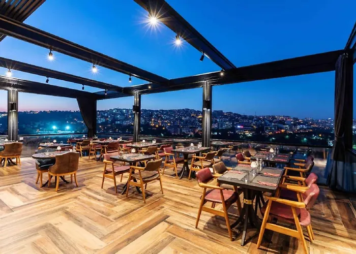 Ramada By Wyndham Golden Horn Hotel 4*