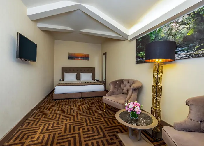 Hotel Ramada By Wyndham Golden Horn 4*