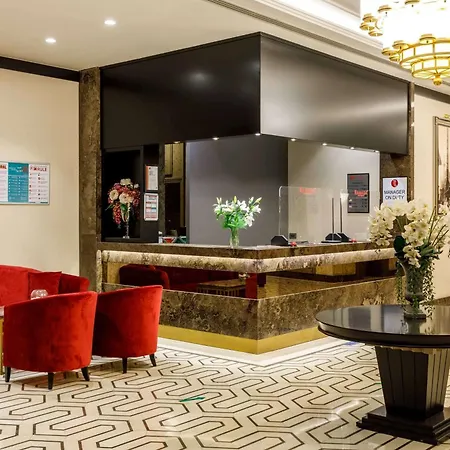 ホテル Ramada By Wyndham Golden Horn 4*